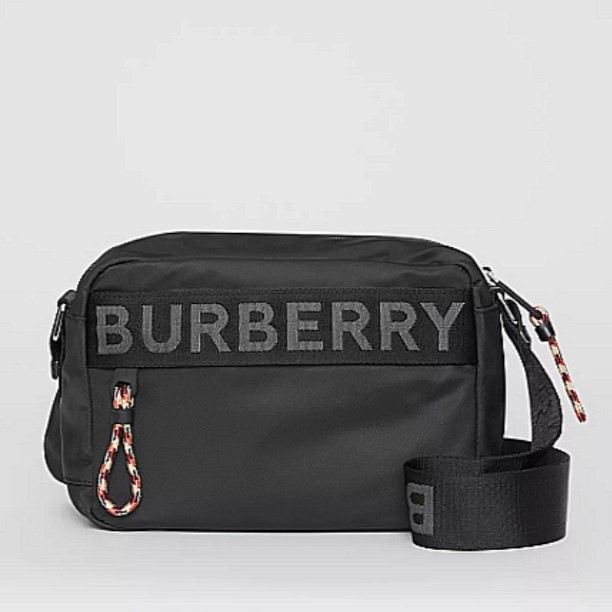 BURBERRY 버버리 로고 디테일 크로스바디백 80256691