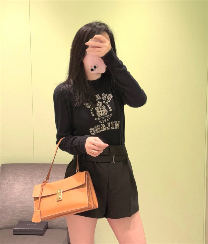 PRADA 프라다 소프트 사운드 미디엄 가죽 숄더백 1BN023 2COLOR