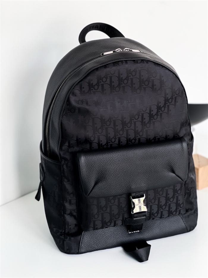 DIOR 디올 백팩 M4508