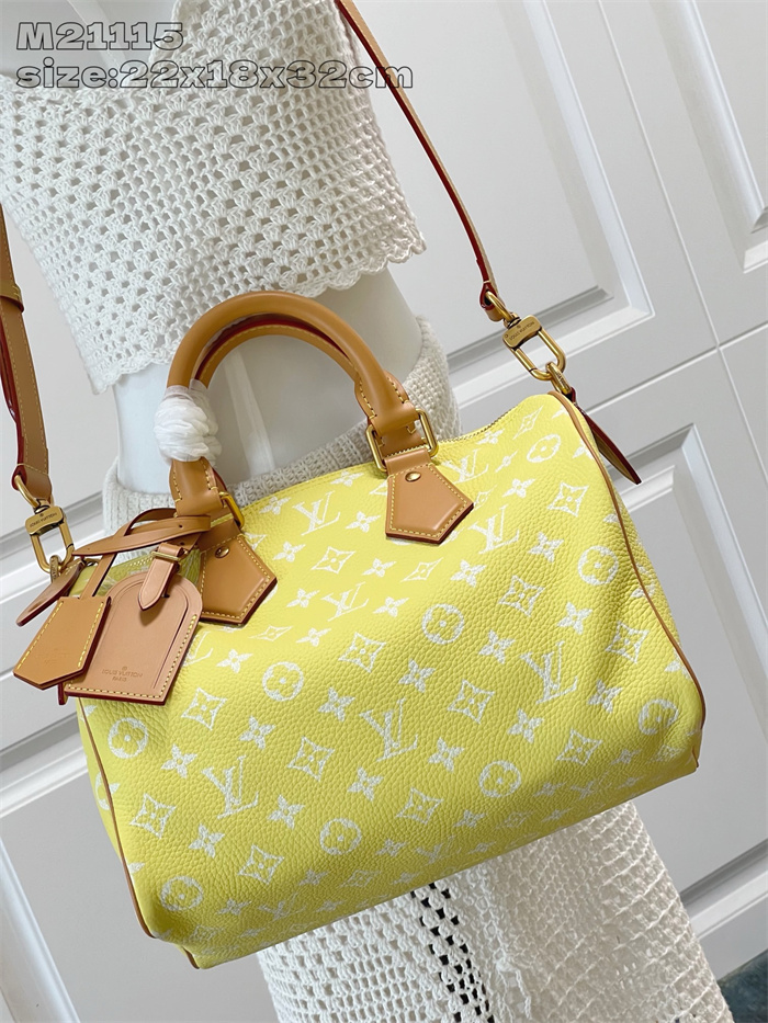 LOUIS VUITTON 루이비통 스피디 P9 반둘리에 30 모노그램 M21115