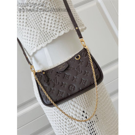 LOUIS VUITTON 루이비통 이지 파우치 온 스트랩 숄더백 M80349