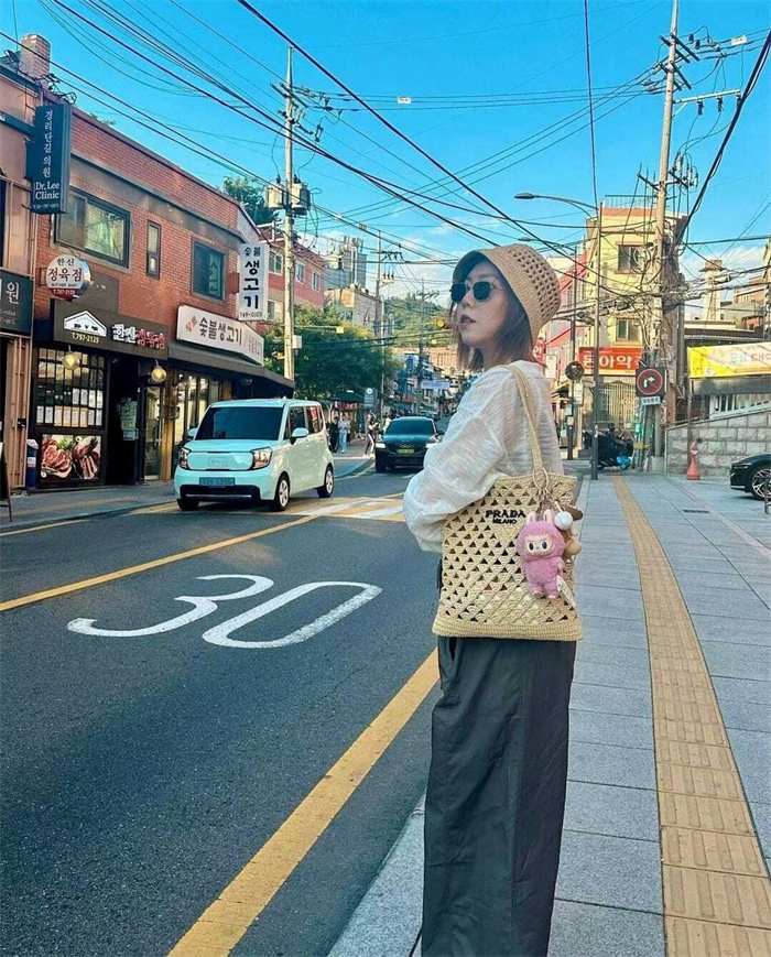 PRADA 프라다 우븐 크로쉐 토트백 1BG493