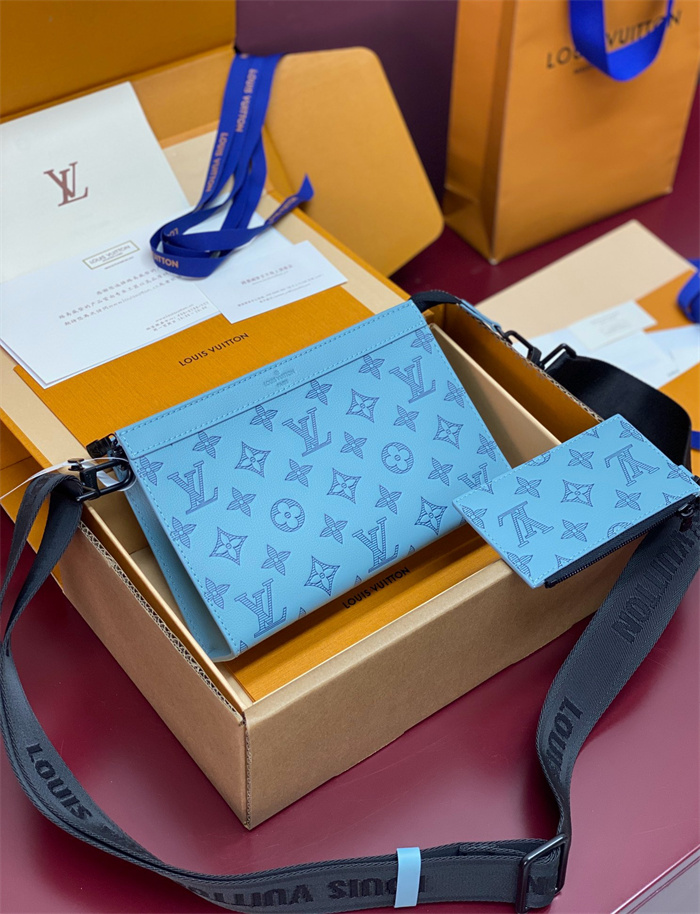 LOUIS VUITTON 루이비통 가스통 웨어러블 M81115