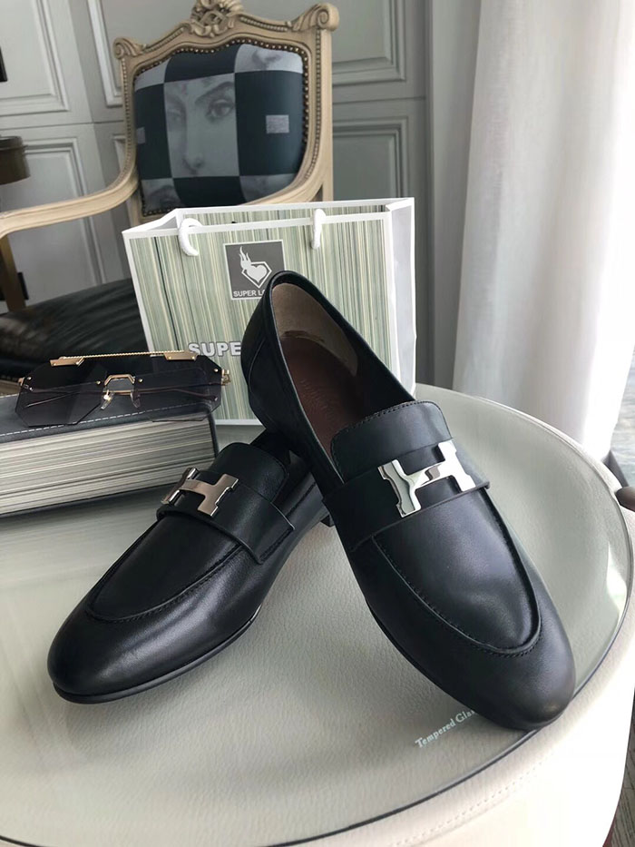 ★(국내배송 단1점)★ HERMES 에르메스 로퍼 블랙 국내배송건