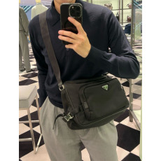 PRADA 프라다 리나일론 라지 메신저백 2VH191