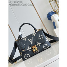 LOUIS VUITTON 루이비통 마들렌 핸드백 BB M45978