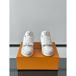 LOUIS VUITTON 루이비통 남성용 스니커즈 L28541 2COLOR