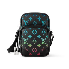 LOUIS VUITTON 루이비통 아마존 M13898