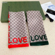 LOEWE 로에베 실크 사각 스카프