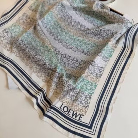 LOEWE 로에베 실크 사각 스카프 2COLOR