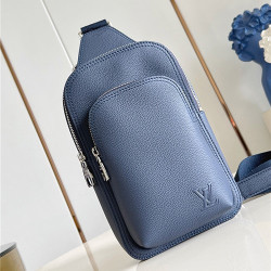 LOUIS VUITTON 루이비통 범백 PM M25169