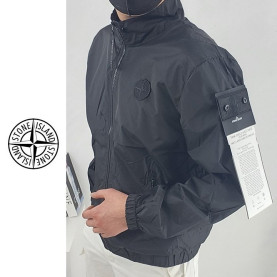 STONE ISLAND 스톤아일랜드 경량 쿼터 집업