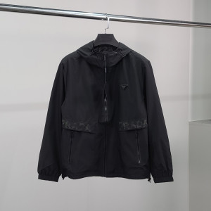 PRADA 프라다 프리미엄 로고와펜 윈드브레이커