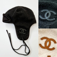 CHANEL 샤넬 부클 트래퍼햇