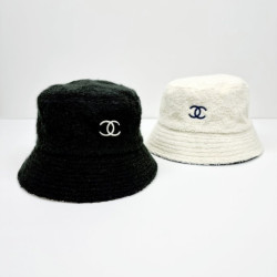 CHANEL 샤넬 부클 버킷햇