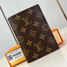 LOUIS VUITTON 루이비통 패스포트 커버 여권지갑 M25918