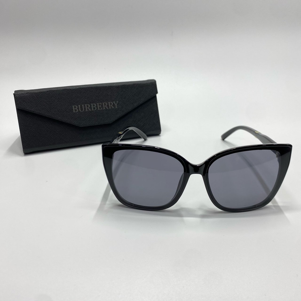 BURBERRY 버버리 B02 선글라스