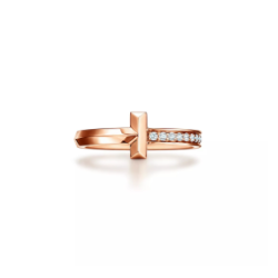 ★(판매완료)★ TIFFANY&CO 티파니앤코 T1 파베 링 국내배송건