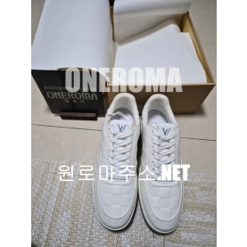 권*호 고객님 루이비통 리볼리 스니커즈