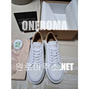 김*기 고객님 루이비통 베벌리 힐스 스니커즈 화이트