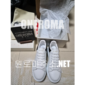 정*윤 고객님 알렉산더맥퀸 스웨이드 오버솔 스니커즈 블랙