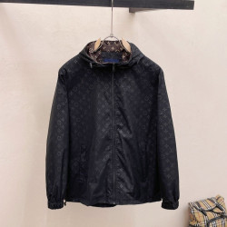 LOUIS VUITTON 루이비통 모노그램 후드 바람막이 자켓