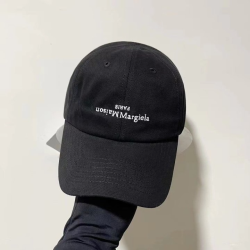 MAISON MARGIELA 메종마르지엘라 스티치 볼캡