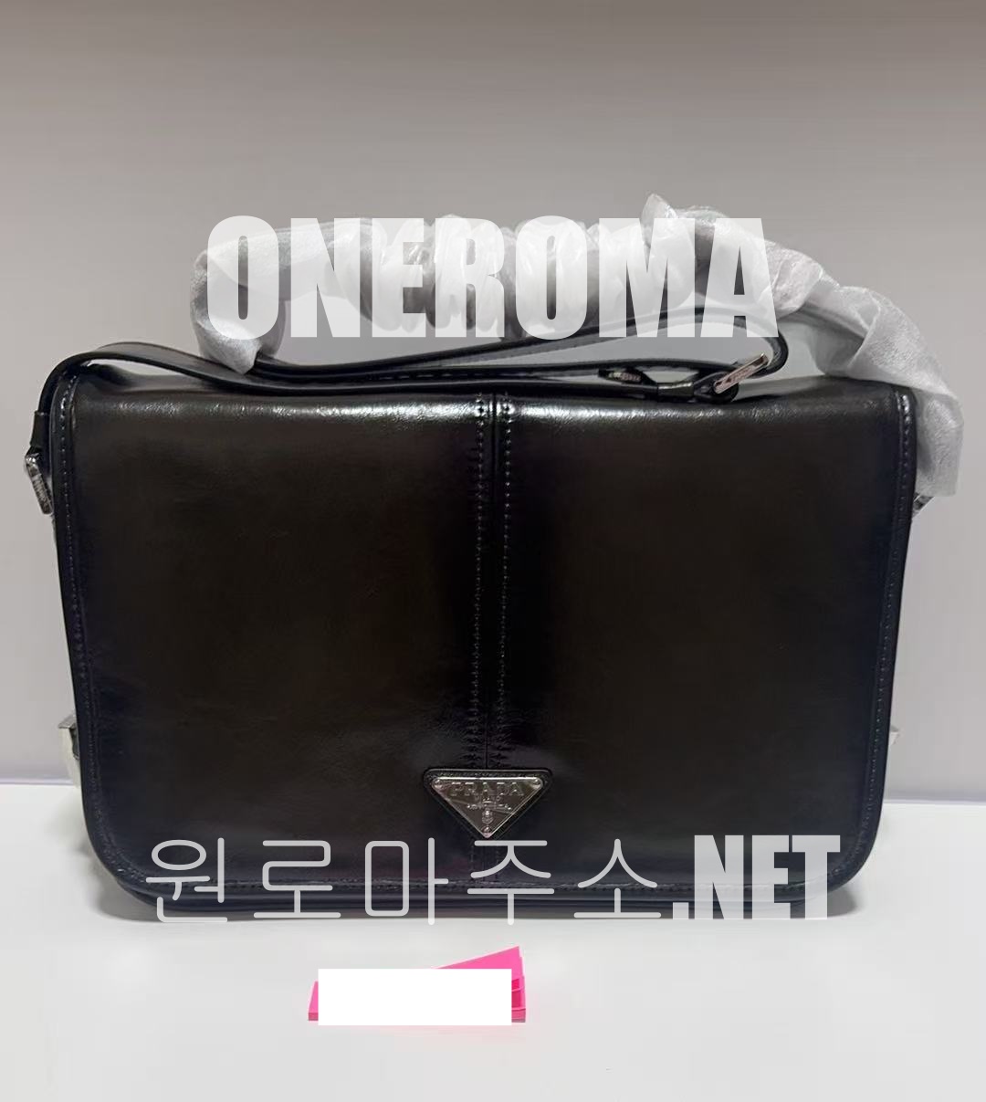 전*정 고객님 프라다 레더 숄더백