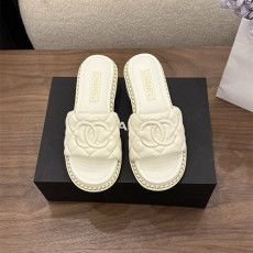 CHANEL 샤넬 여성용 슬리퍼 C84671 2COLOR