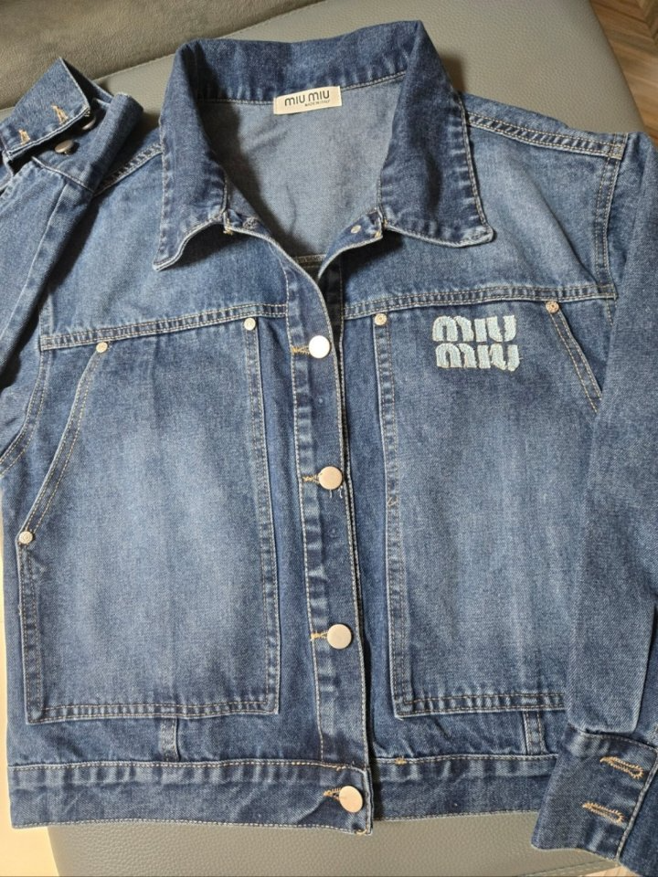 MIUMIU 미우미우 포플린 청자켓