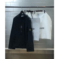 ●월간 판매 4위● STONE ISLAND 스톤아일랜드 레지스턴트 & 안티드롭 후드 바람막이