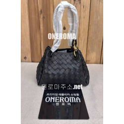 김*순 고객님 보테가베네타 파라슈트 백
